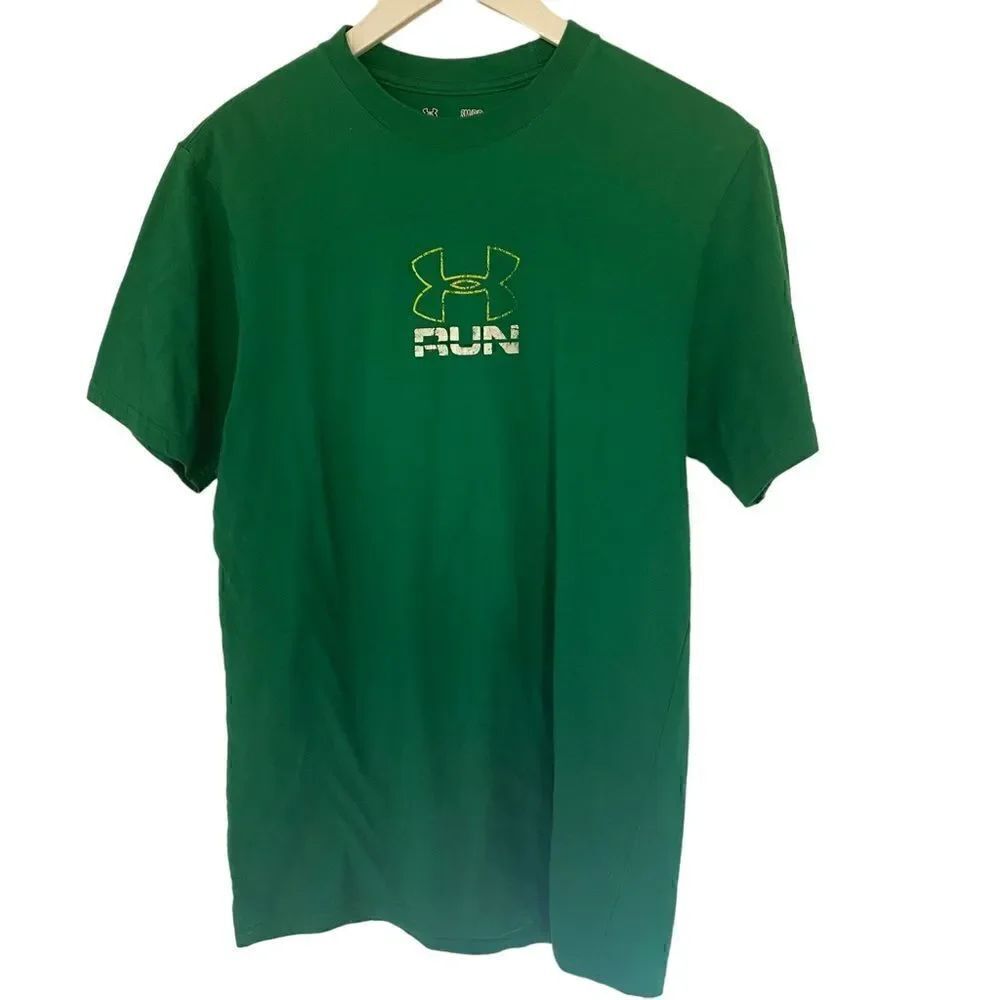 Under Armour Run Own the Road Green Small short sleeve tshirt